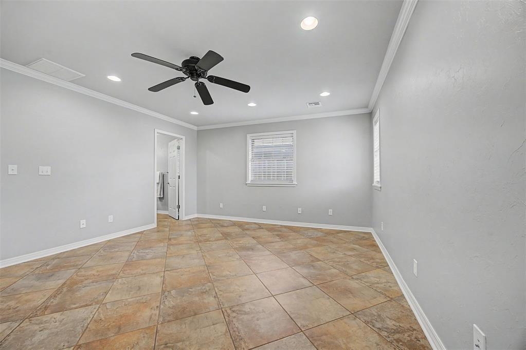 2620 Nw 61st Street Property Photo 35