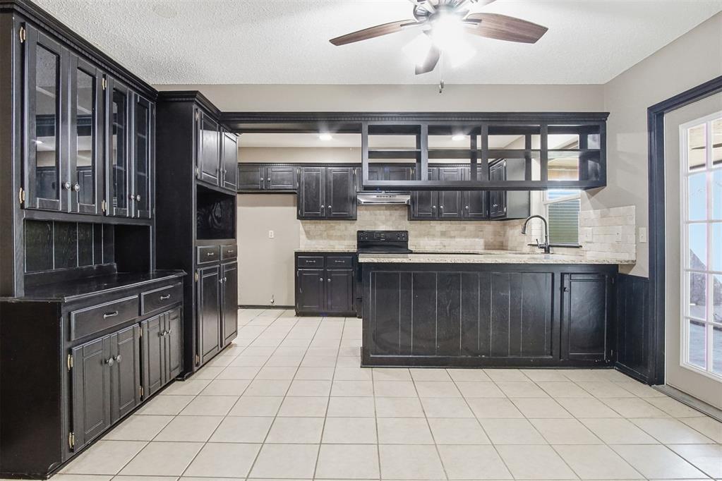 7609 Northway Terrace Property Photo 5