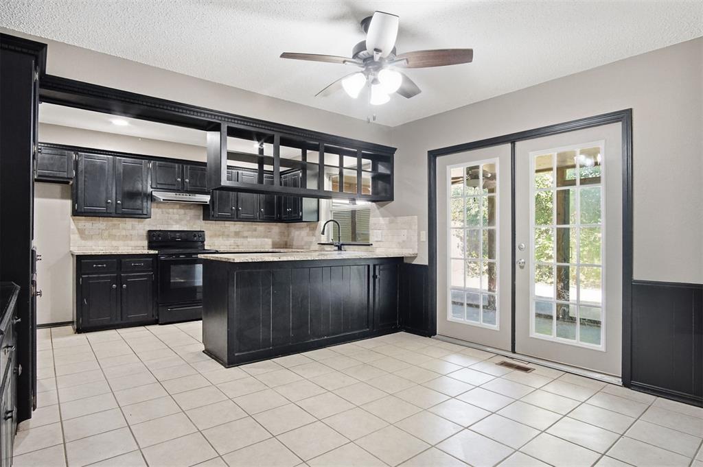 7609 Northway Terrace Property Photo 6