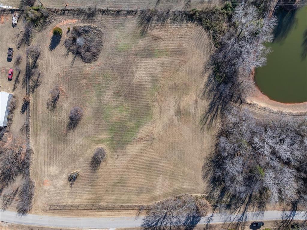 1800 Ranchwood Drive Property Photo 3