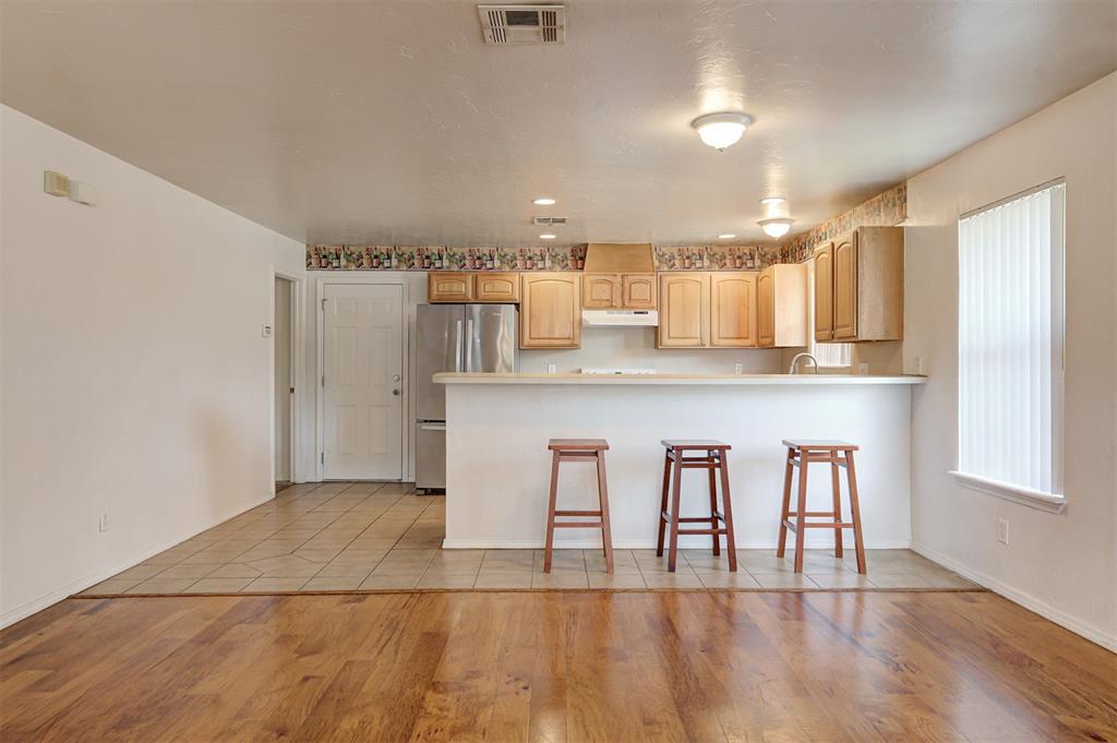 1925 N Mckinley Avenue Property Photo 8