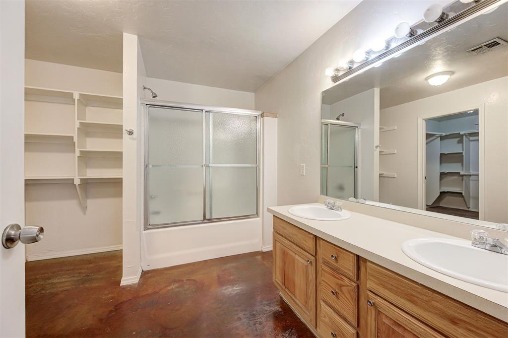 1925 N Mckinley Avenue Property Photo 20