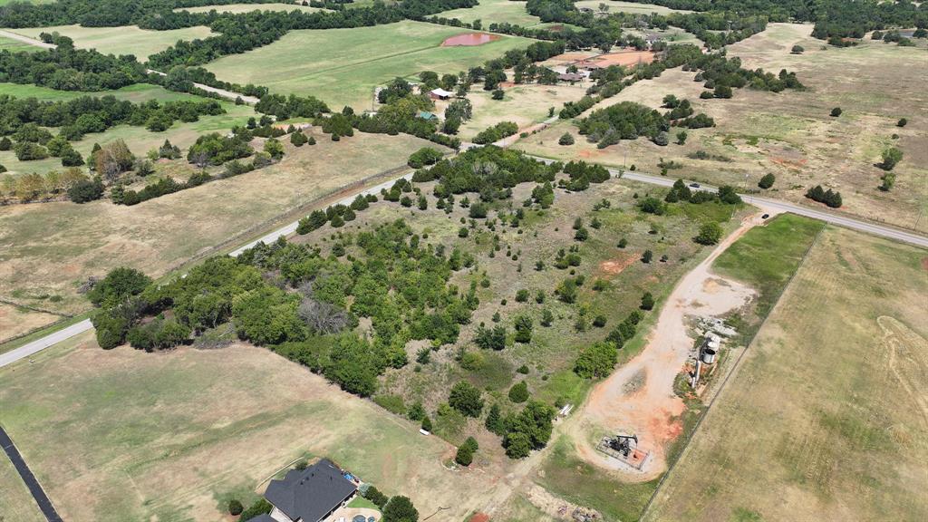 1244609 Property Photo 6