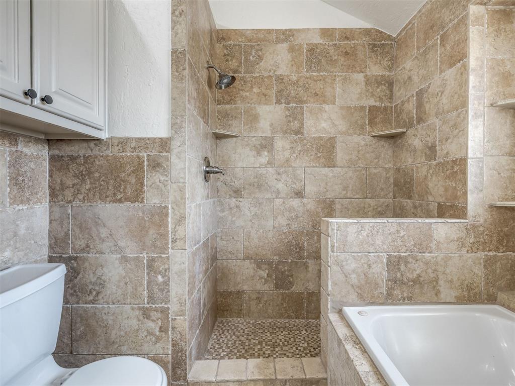 2705 E Hills Drive Property Photo 25