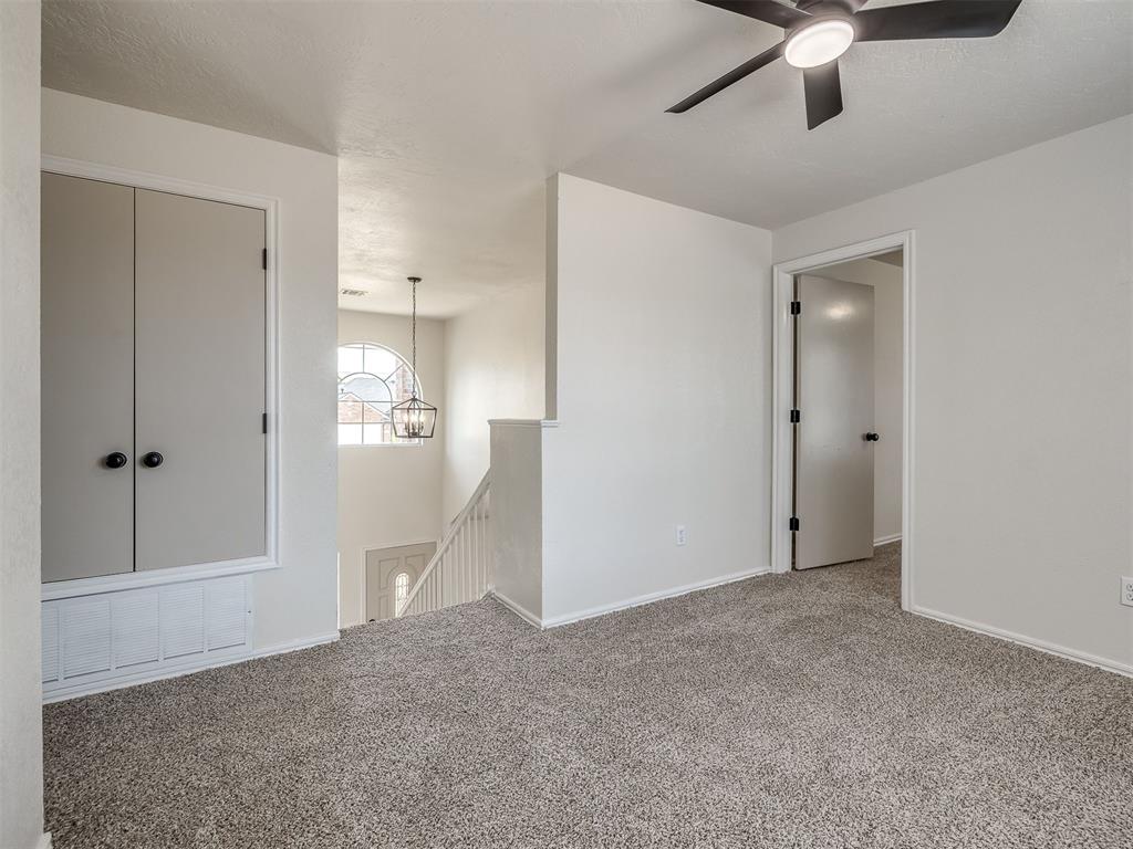 2705 E Hills Drive Property Photo 35