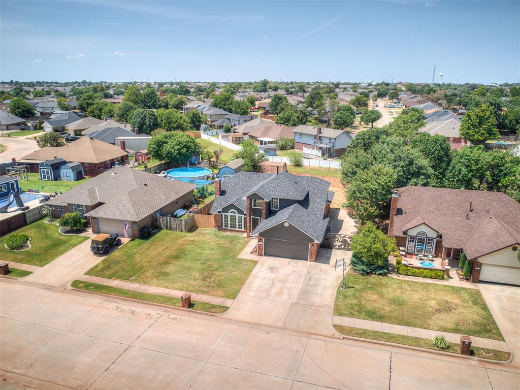 2705 E Hills Drive Property Photo 46