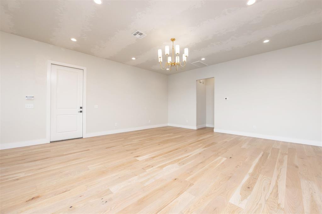2920 Edgefield Lane Property Photo 15