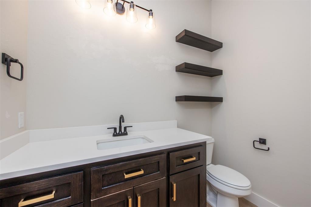 2920 Edgefield Lane Property Photo 45