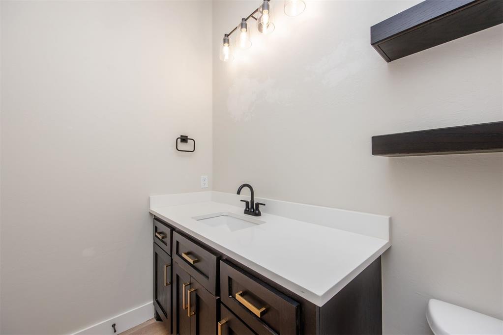 2920 Edgefield Lane Property Photo 46