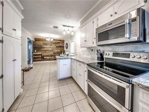218 Tanglewood Drive Property Photo 14