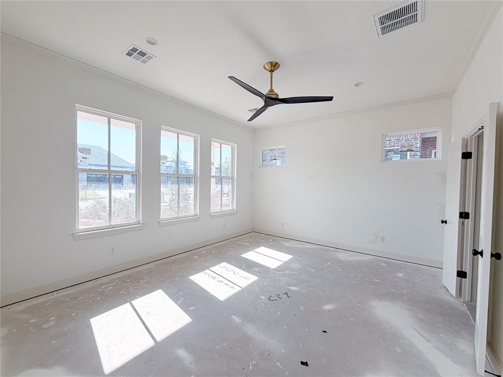 1925 Parkwood Avenue Property Photo 6