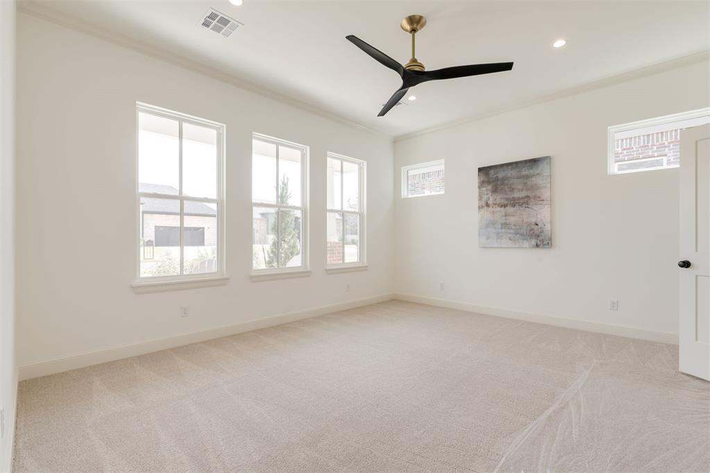 1925 Parkwood Avenue Property Photo 10