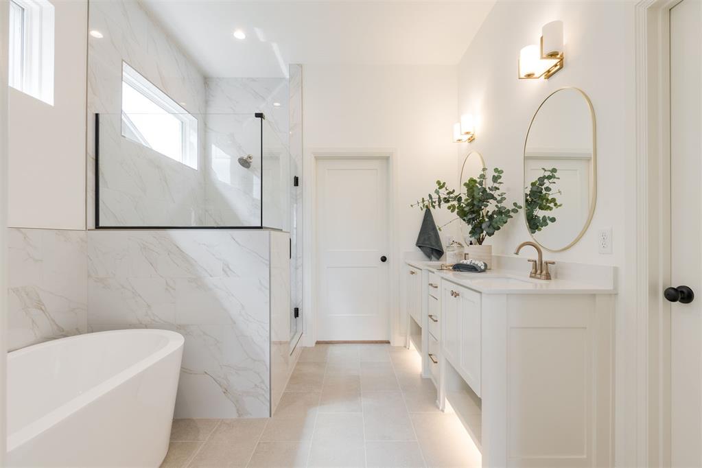 1925 Parkwood Avenue Property Photo 12