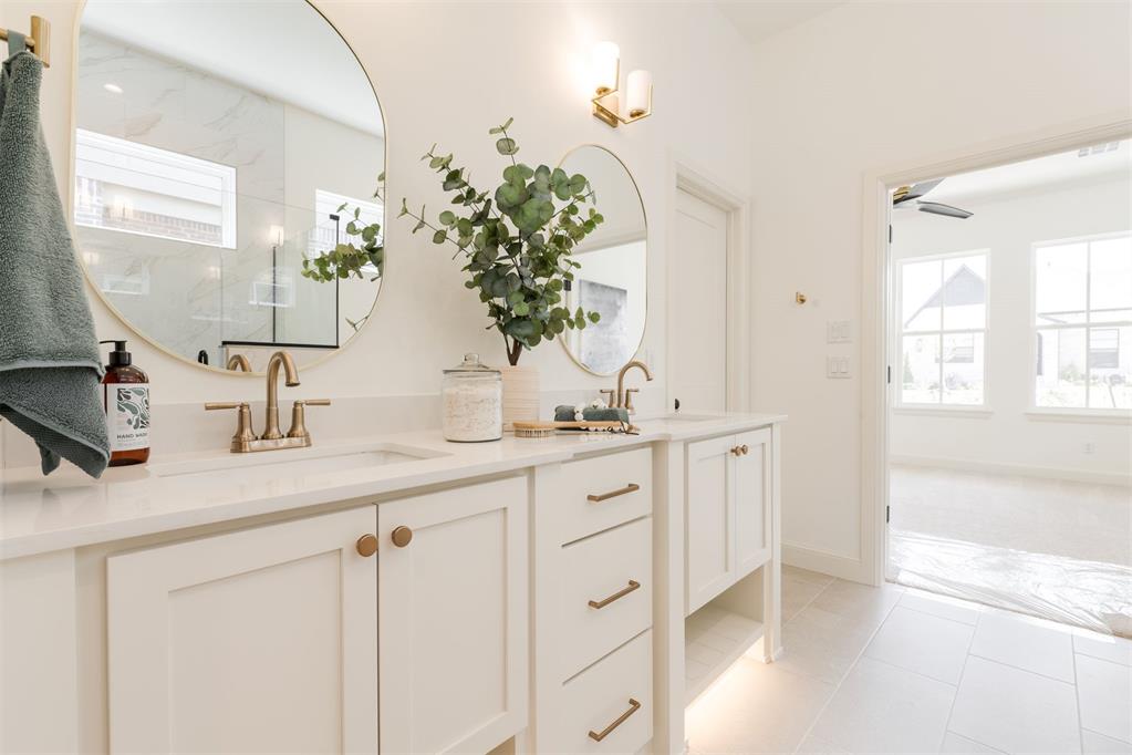 1925 Parkwood Avenue Property Photo 15