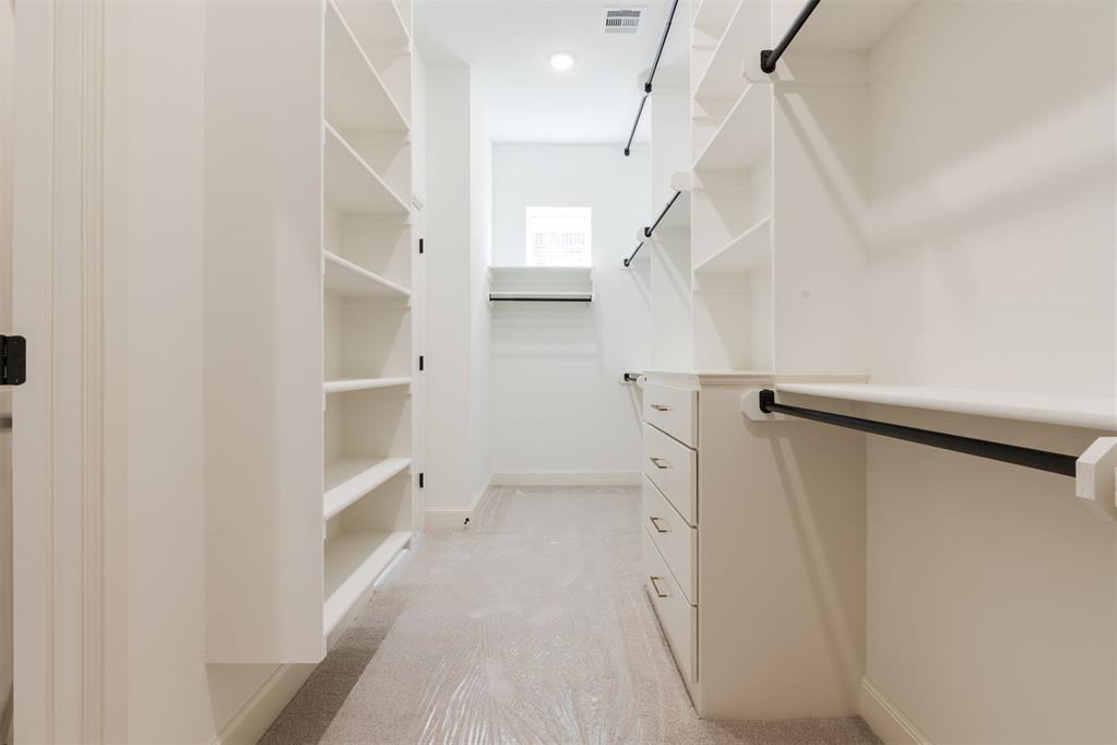 1925 Parkwood Avenue Property Photo 17