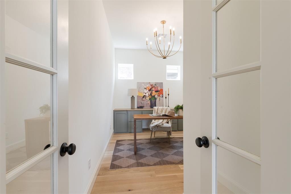 1925 Parkwood Avenue Property Photo 29