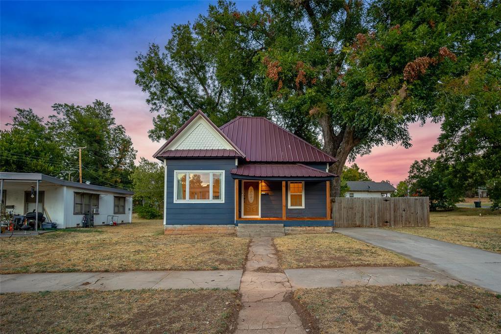 623 S 8th Street Property Photo 1