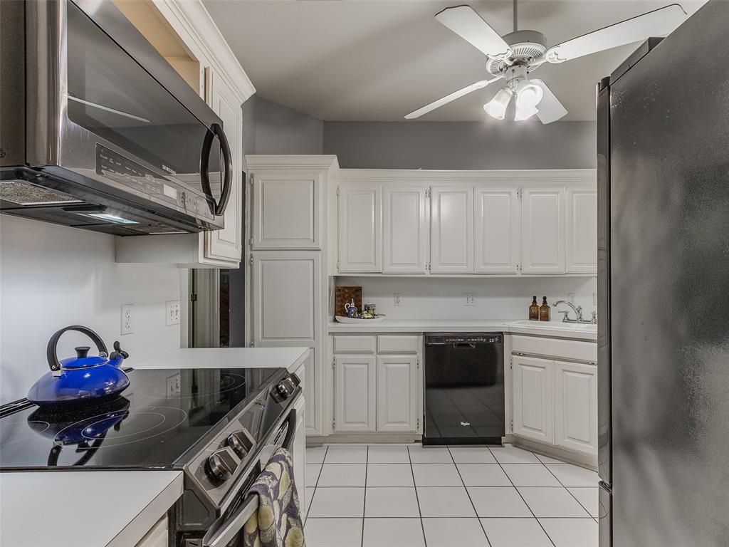 18116 Chestnut Oak Drive Property Photo 33