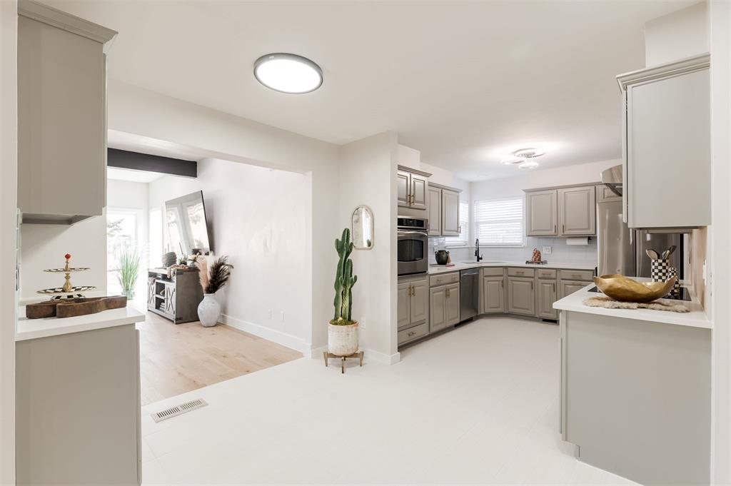 12213 Greystone Terrace Property Photo 14