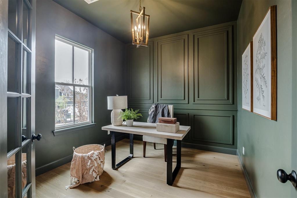 1709 Parkwood Avenue Property Photo 4