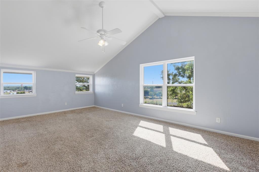 2302 Oakridge Drive Property Photo 25