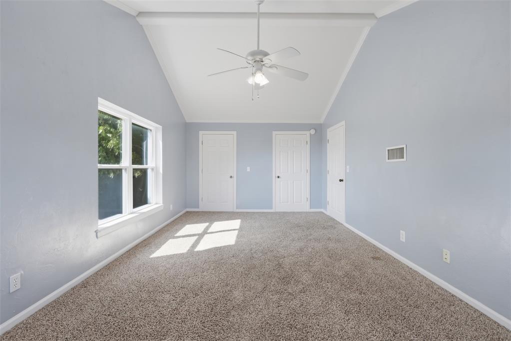 2302 Oakridge Drive Property Photo 27