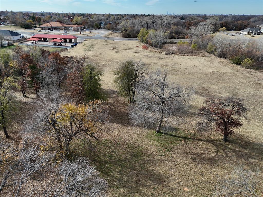 1250 S Post Road Property Photo 6