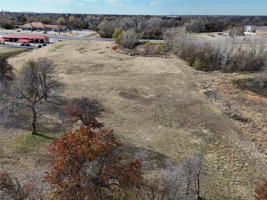 1250 S Post Road Property Photo 9