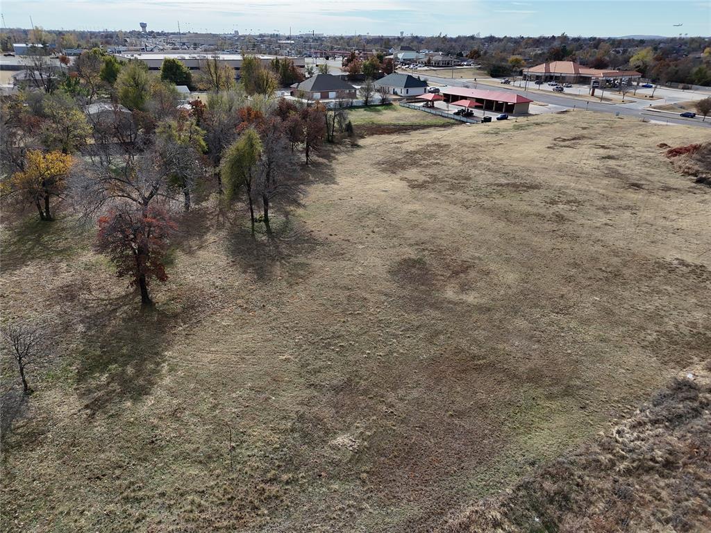 1250 S Post Road Property Photo 16