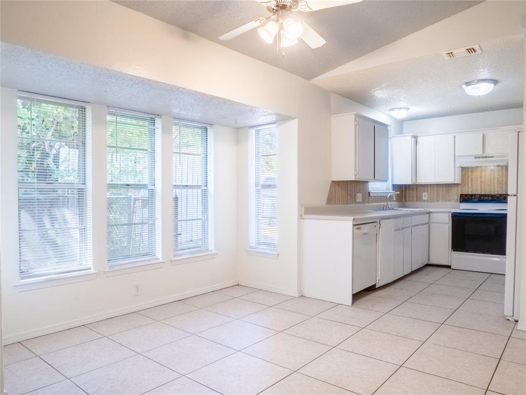 1720 Jesse L Davenport Street Property Photo 8