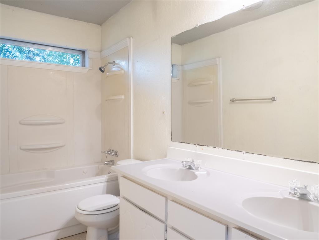 1720 Jesse L Davenport Street Property Photo 17