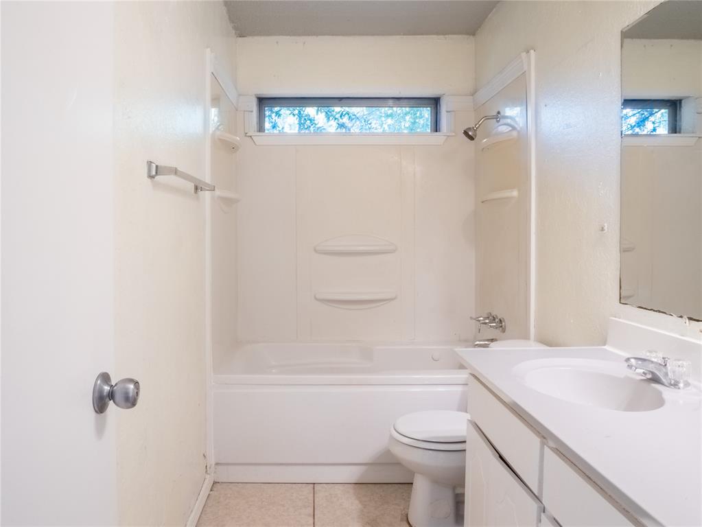 1720 Jesse L Davenport Street Property Photo 18