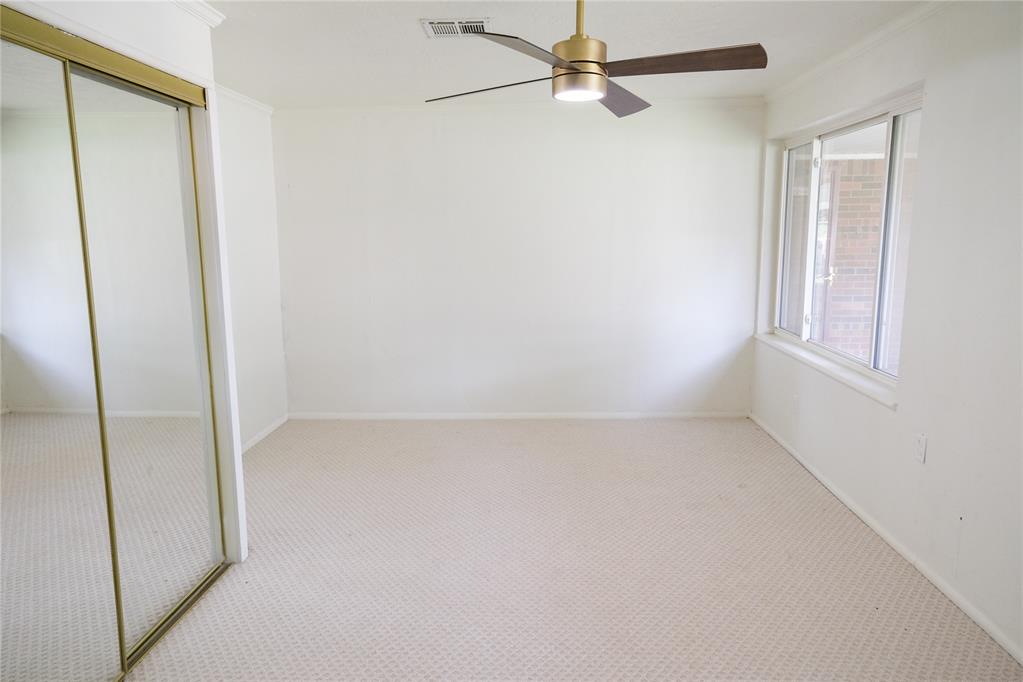 621 Reeves Court Property Photo 13