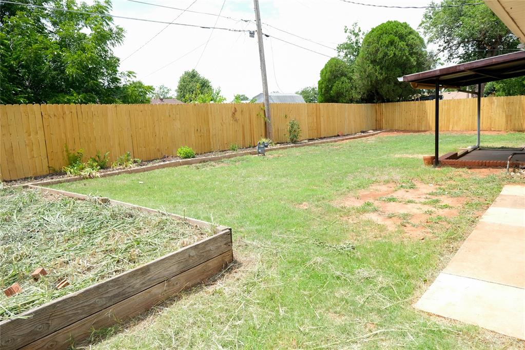 621 Reeves Court Property Photo 22