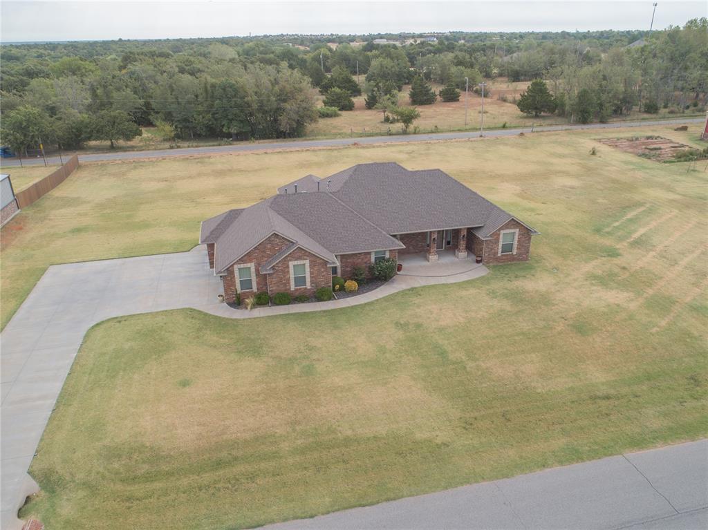 600 Hannah Drive Property Photo 1