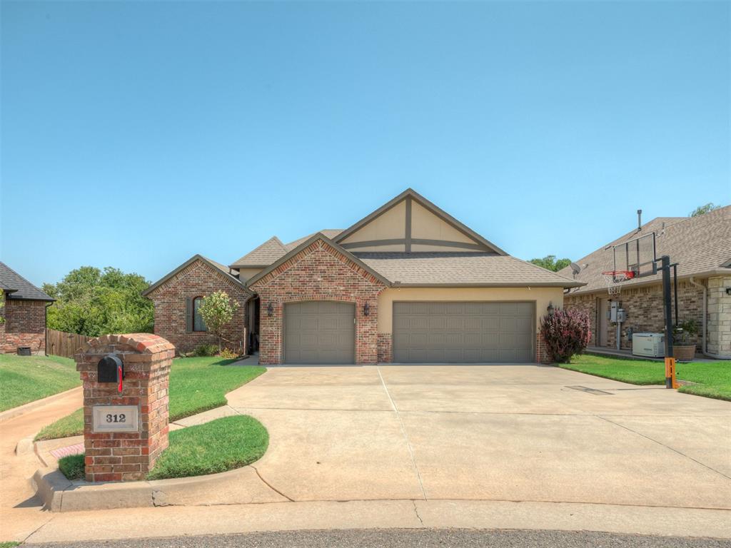 312 Evie Place Property Photo 1