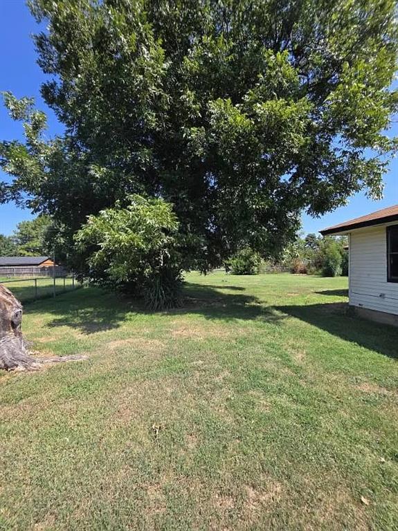 10311 Bellview Property Photo 16