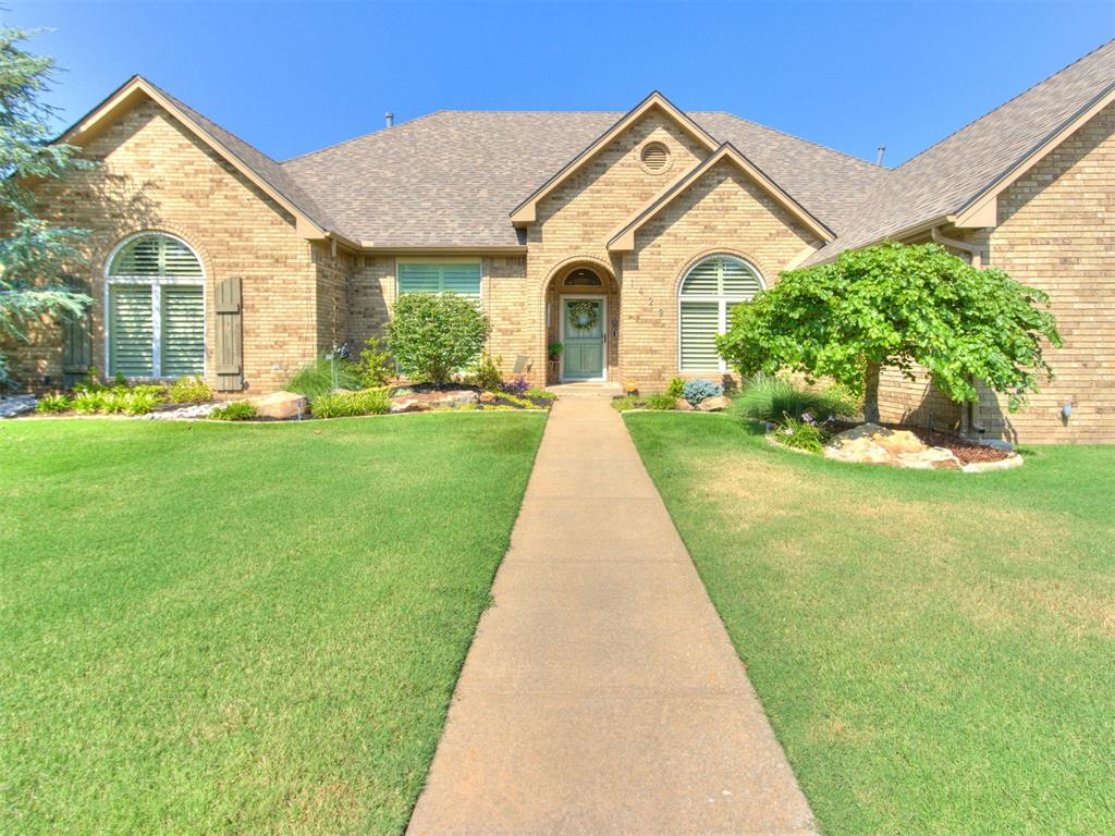 1429 Spring Creek Drive Property Photo 2
