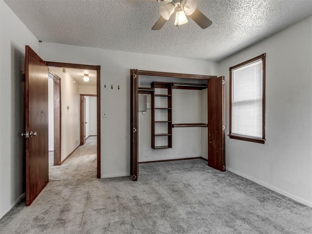 909 Sw 66th Street Property Photo 28