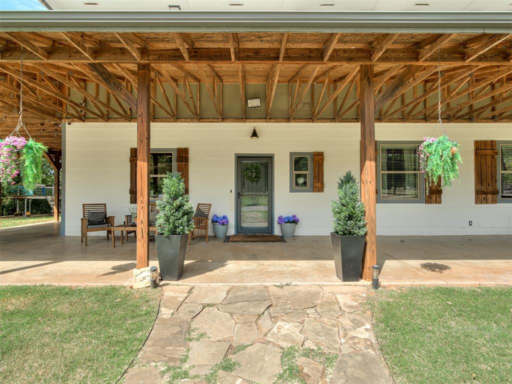 11075 Cindy Lane Property Photo 5