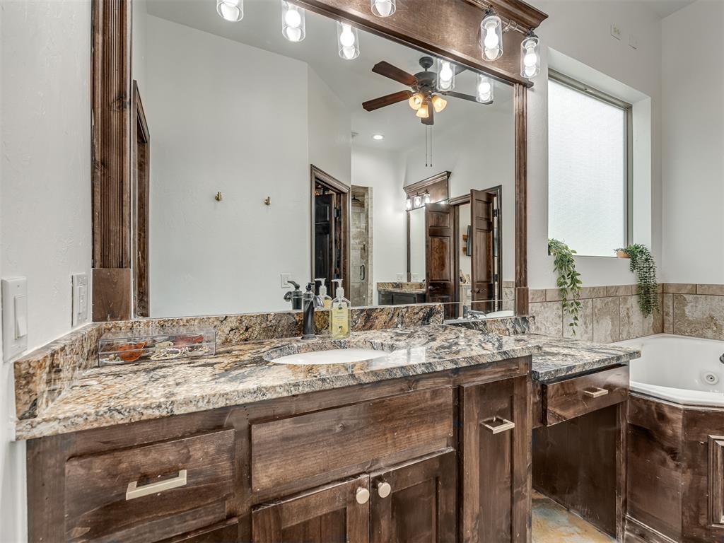 11075 Cindy Lane Property Photo 13