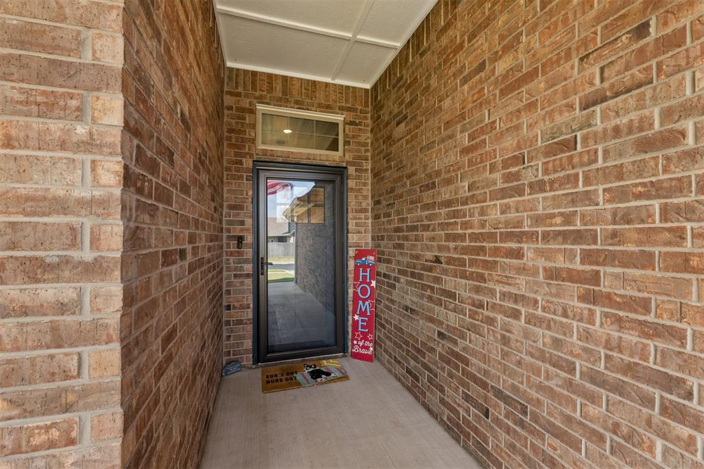 2816 Heather Haven Property Photo 5