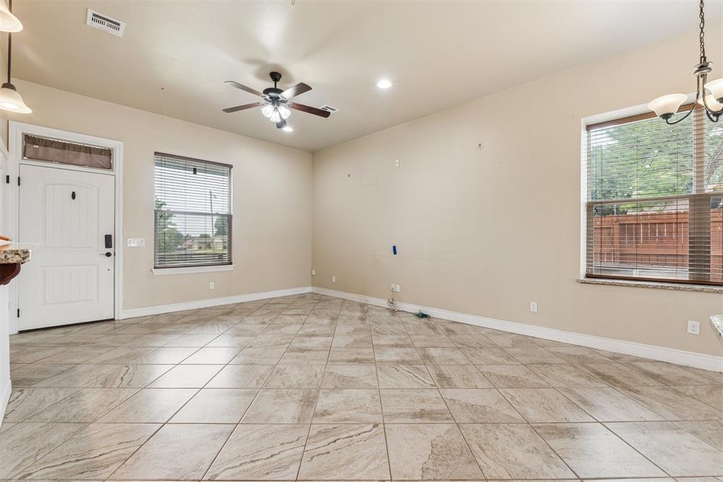 1000 S Morgan Drive Property Photo 14