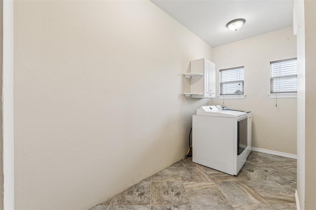 1000 S Morgan Drive Property Photo 26