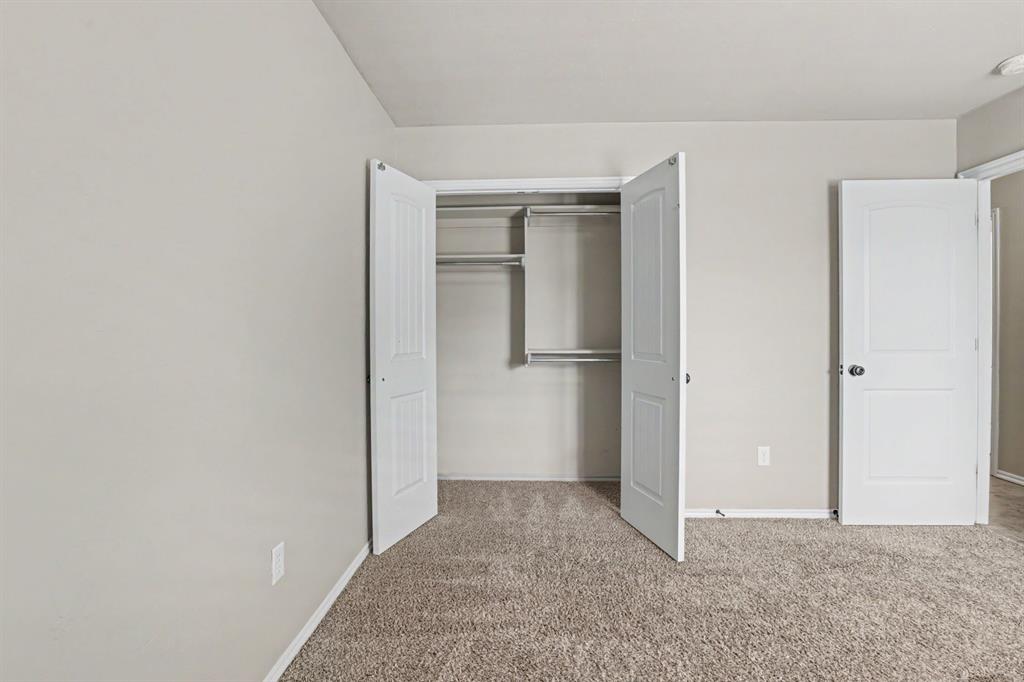 2420 Nw 198th Street Property Photo 18