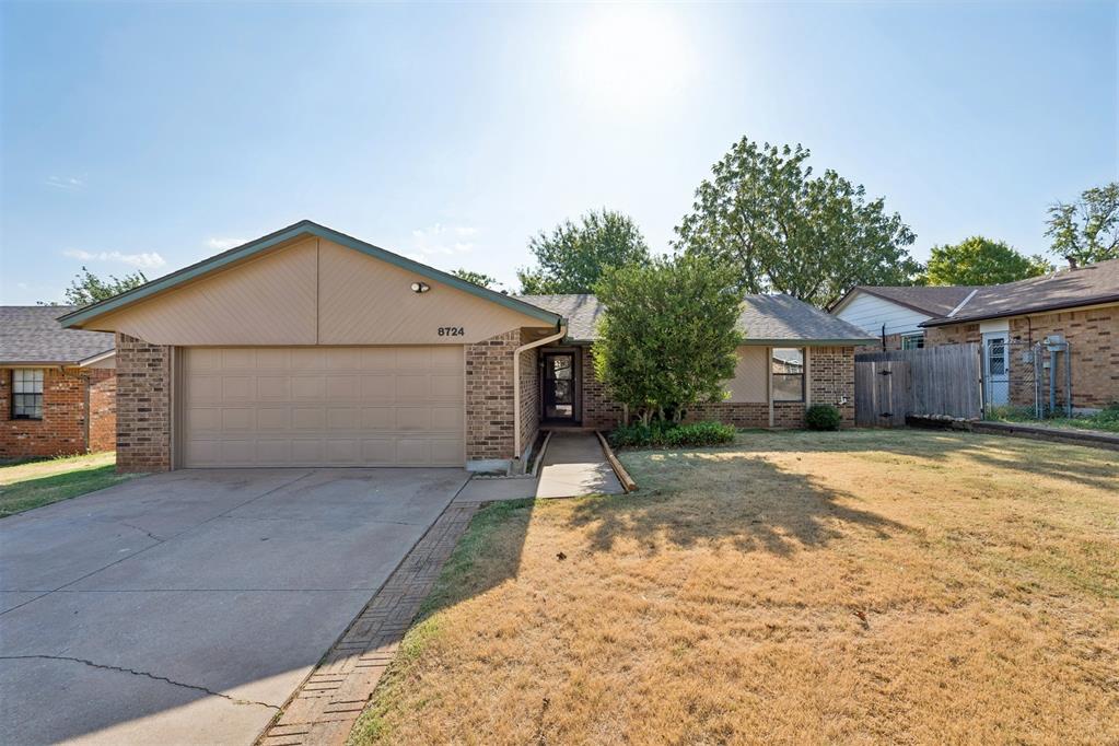 8724 Tracy Drive Property Photo 2