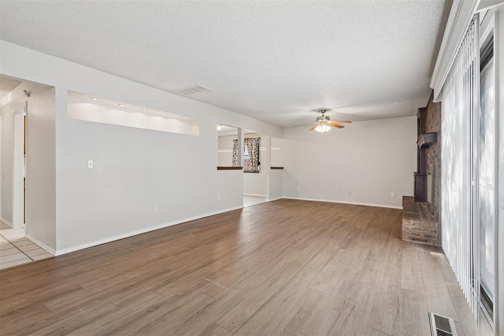 8724 Tracy Drive Property Photo 4