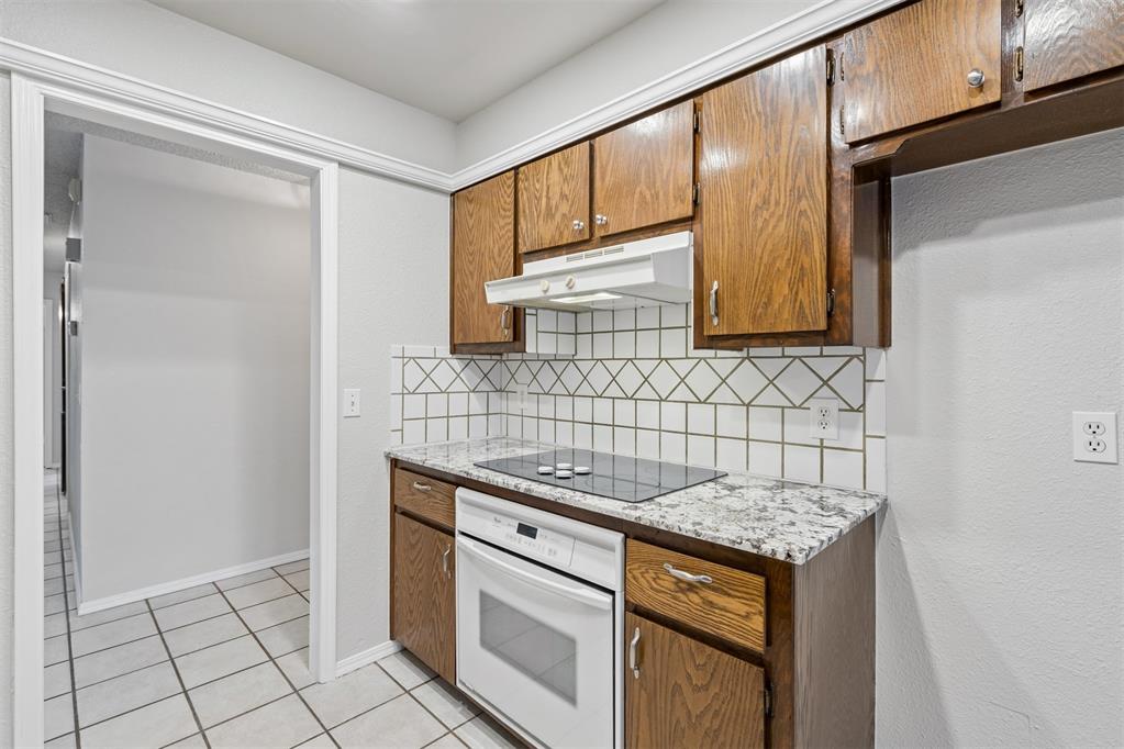 8724 Tracy Drive Property Photo 14