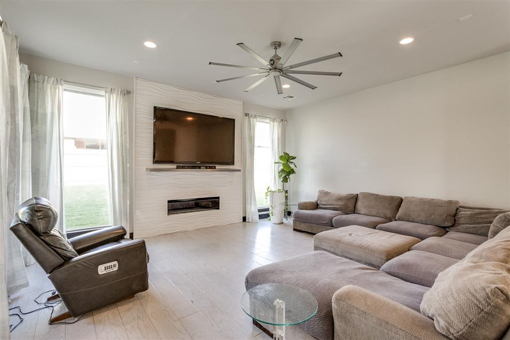 12413 Sardonyx Drive Property Photo 10