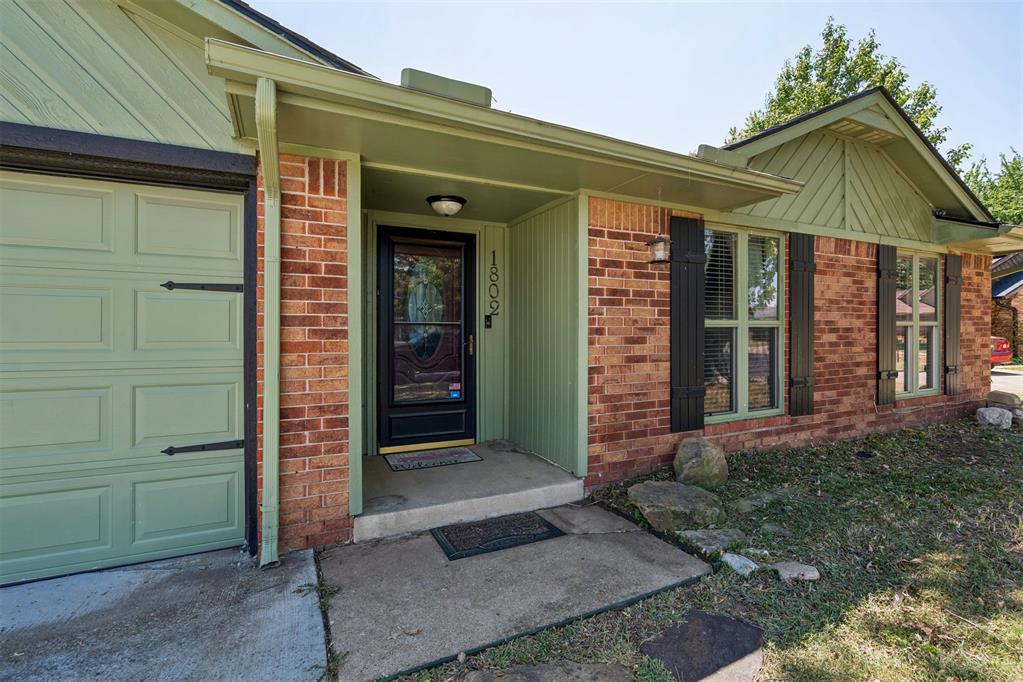 1802 Barb Drive Property Photo 4